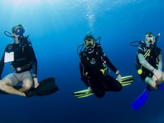 PADI Peak Performance Buoyancy Course