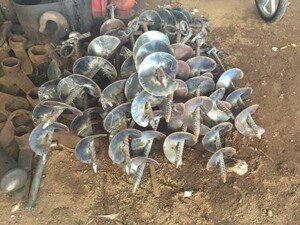 Sand Screws